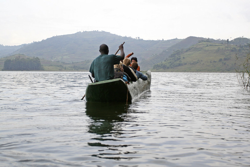 Canoeing on lake Bunyonyi